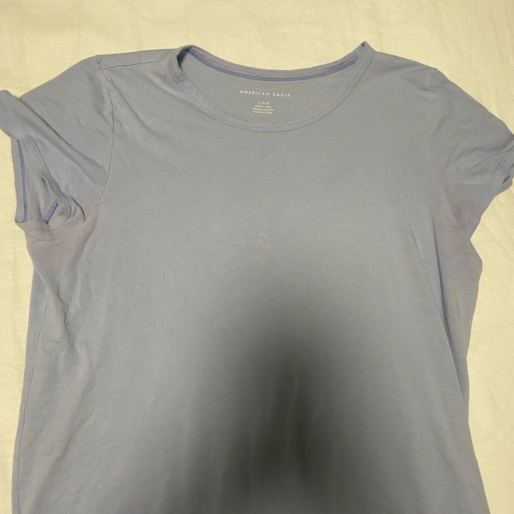 american eagle tshirt